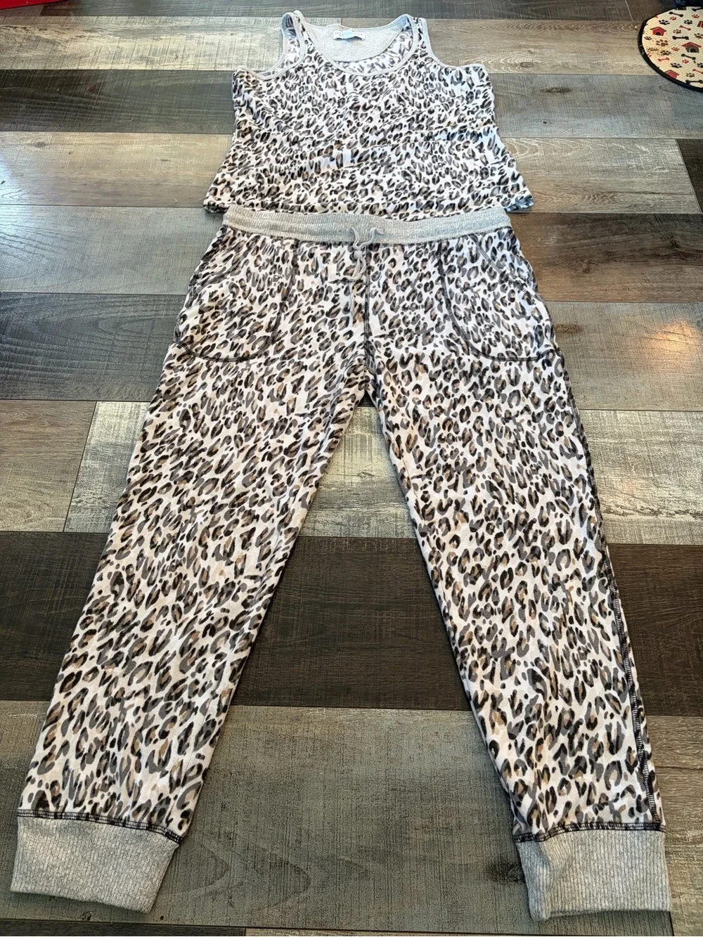Live Love Lounge Karen Neuburger Leopard Print Pajama Lounge Set XL